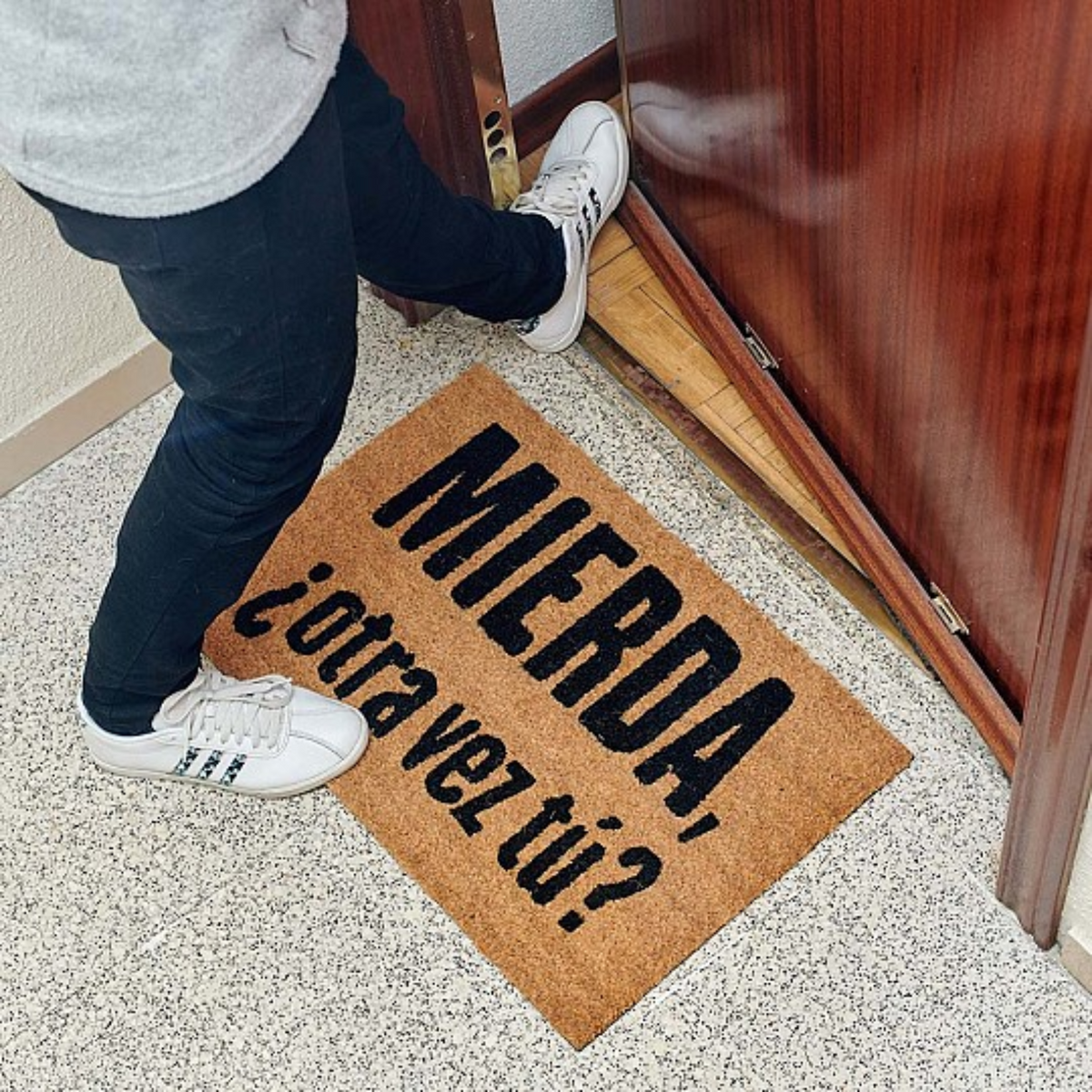 TAPETE OTRA VEZ TÚ?