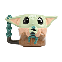 GROGU MUG EATING