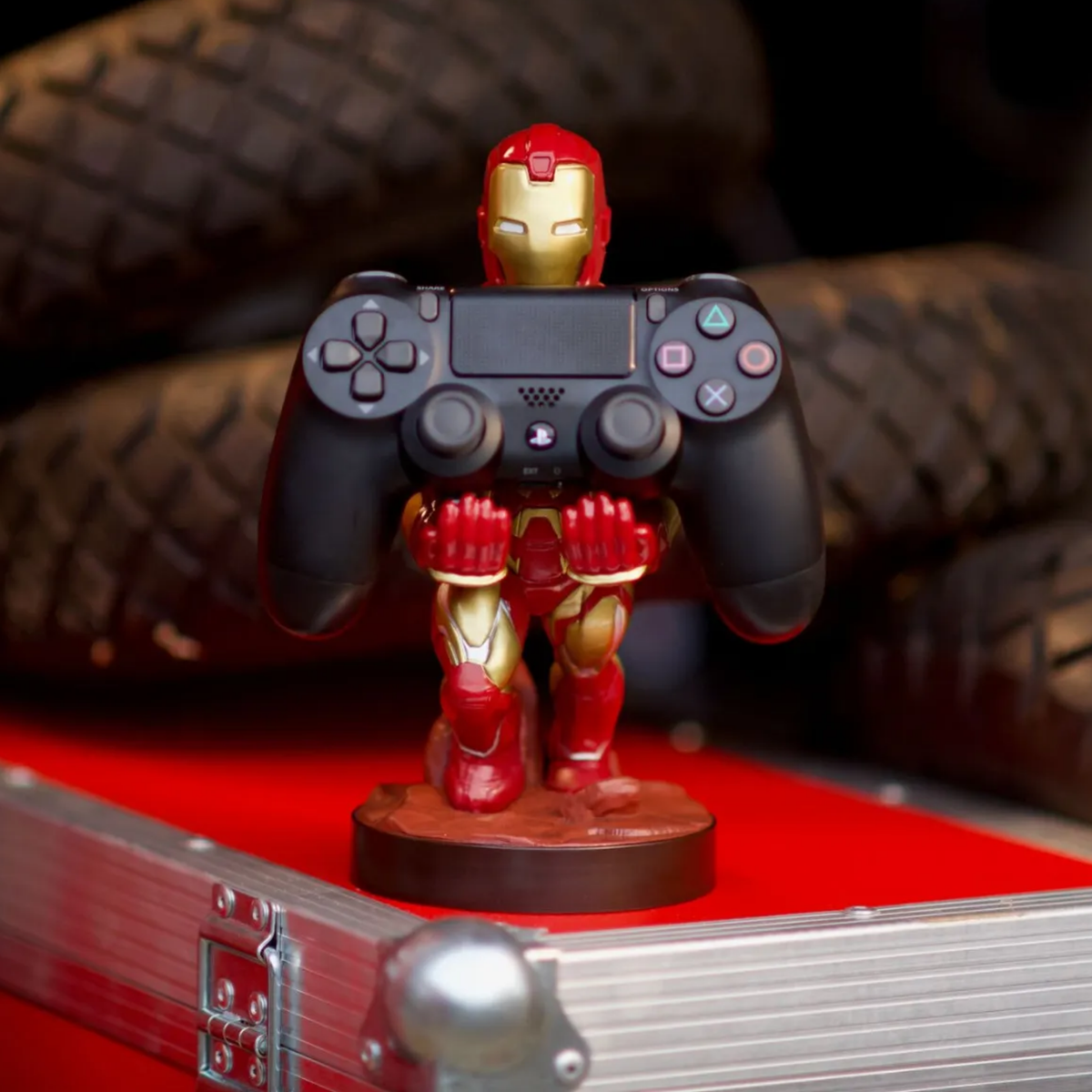 SOPORTE CELULAR & CONTROL-IRON MAN