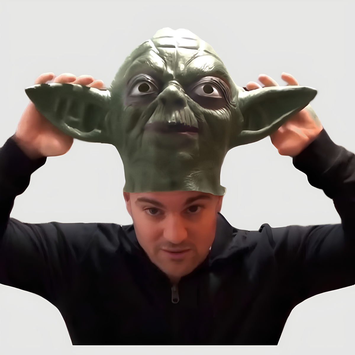 MÁSCARA YODA